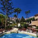 Strelitzia - Ocean View & Heated Pool