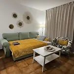 Strelitzia - Ocean View & Heated Pool Apartman