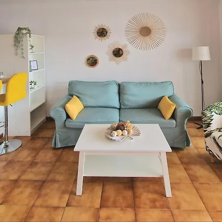 Strelitzia - Ocean View & Heated Pool San Miguel de Abona