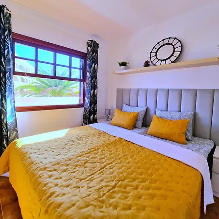 Strelitzia - Ocean View & Heated Pool & Ac San Miguel de Abona