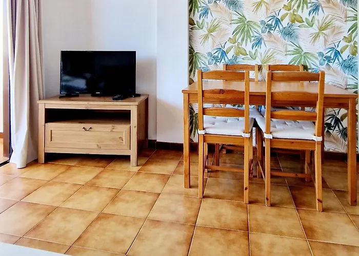 Daire Strelitzia - Ocean View & Heated Pool